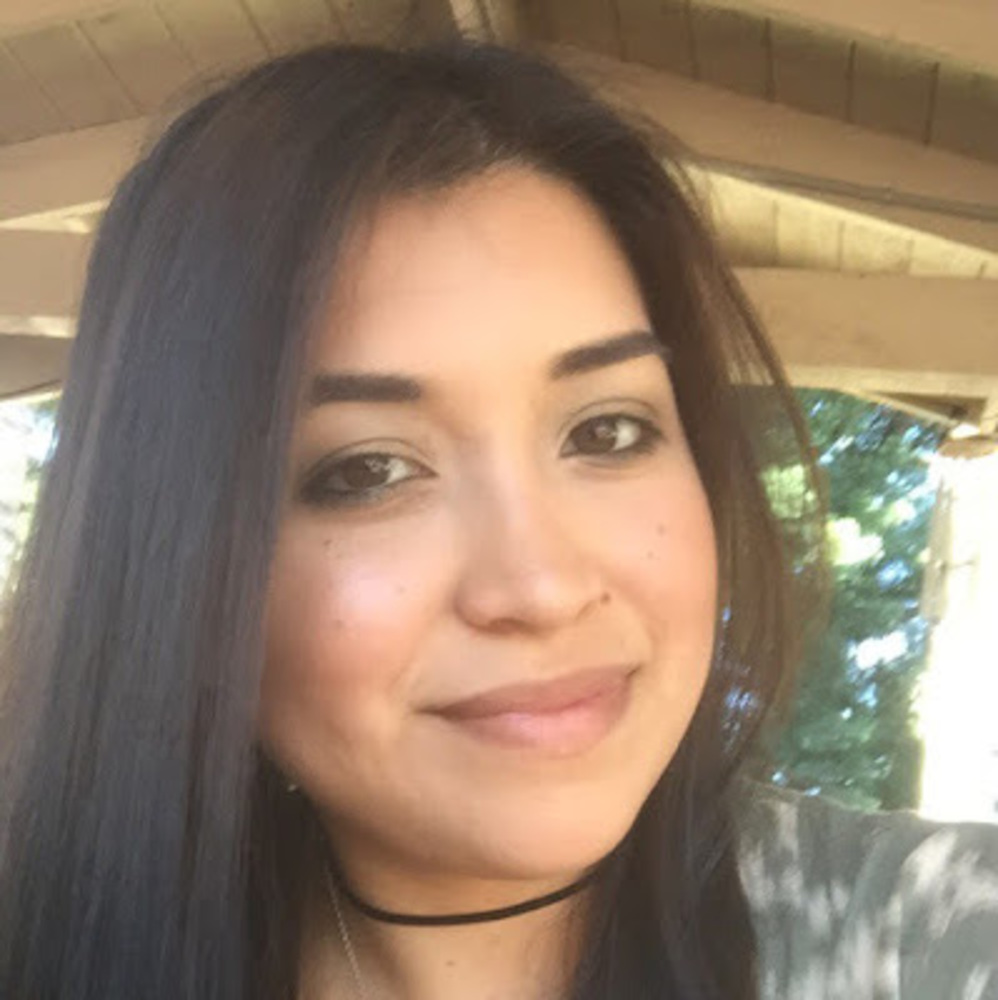 Meet your Posher, Cassie